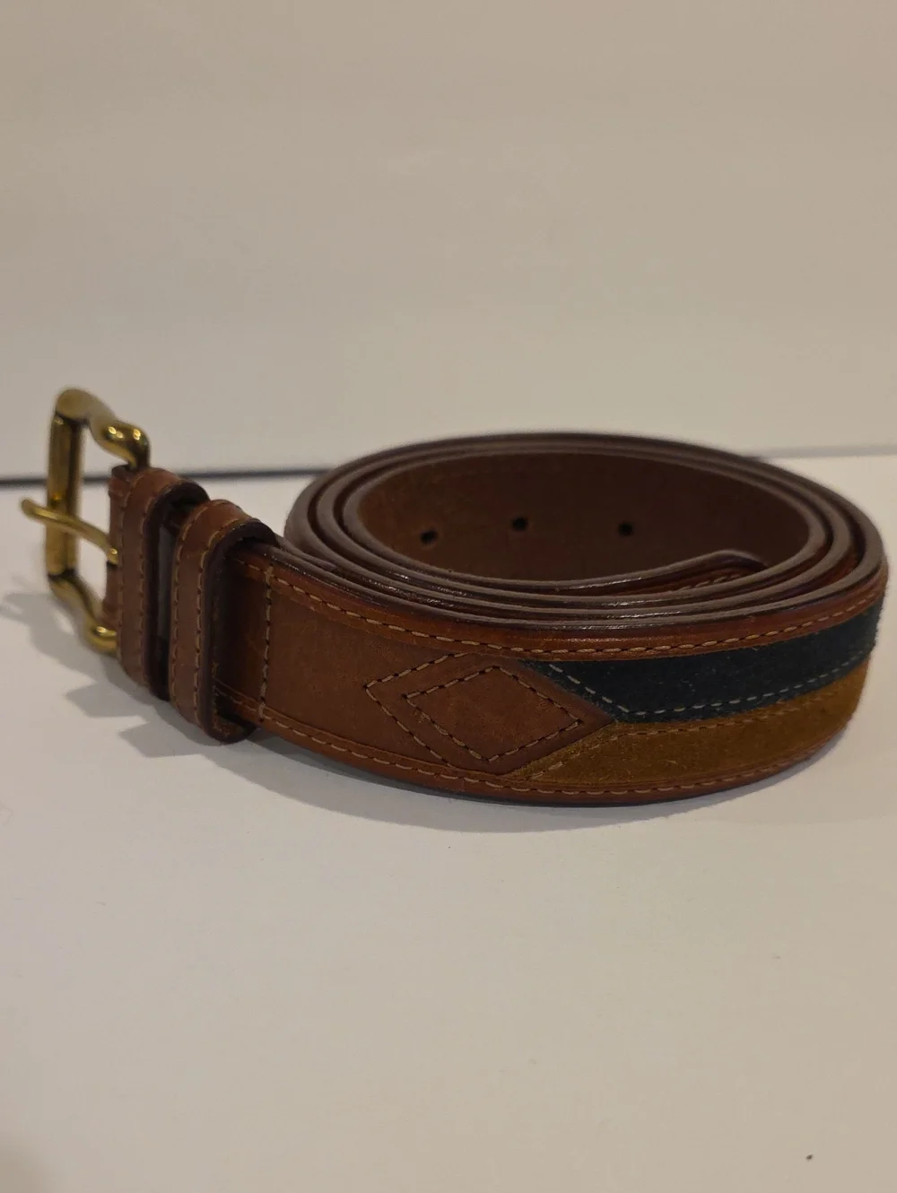 Trafalgar Size 38/95  Appx 42 Inch Measured